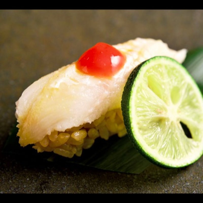 酢〆の穴子(すしBAR小路小路)