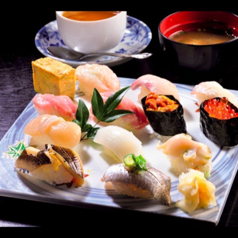 スペシャルにぎり(おすし家の いらぶ)