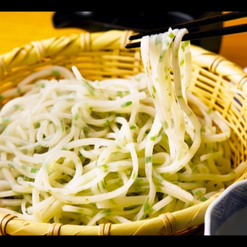 変わり蕎麦（大葉）(しろう)