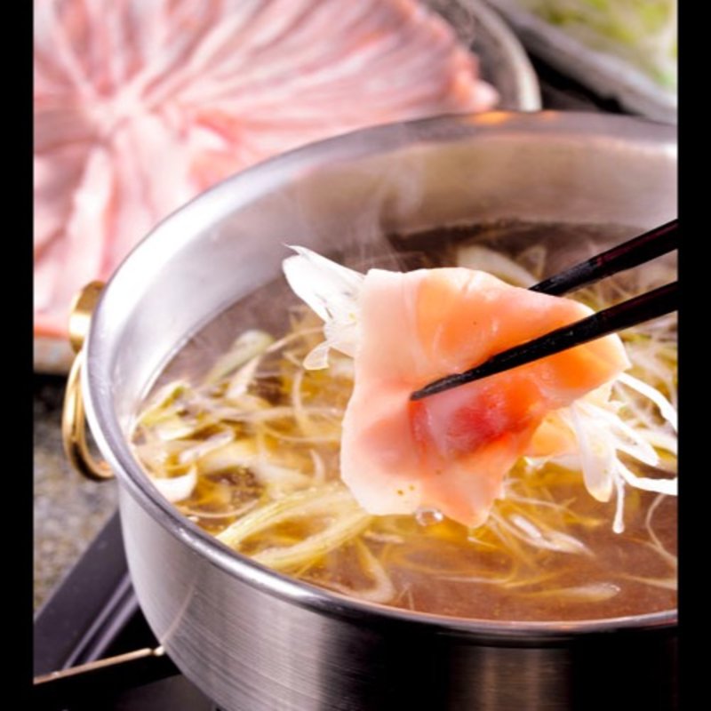 島根県産 石見ポークのすきしゃぶ（2人前）(出雲蕎麦 錦織 （ニシコリ）)