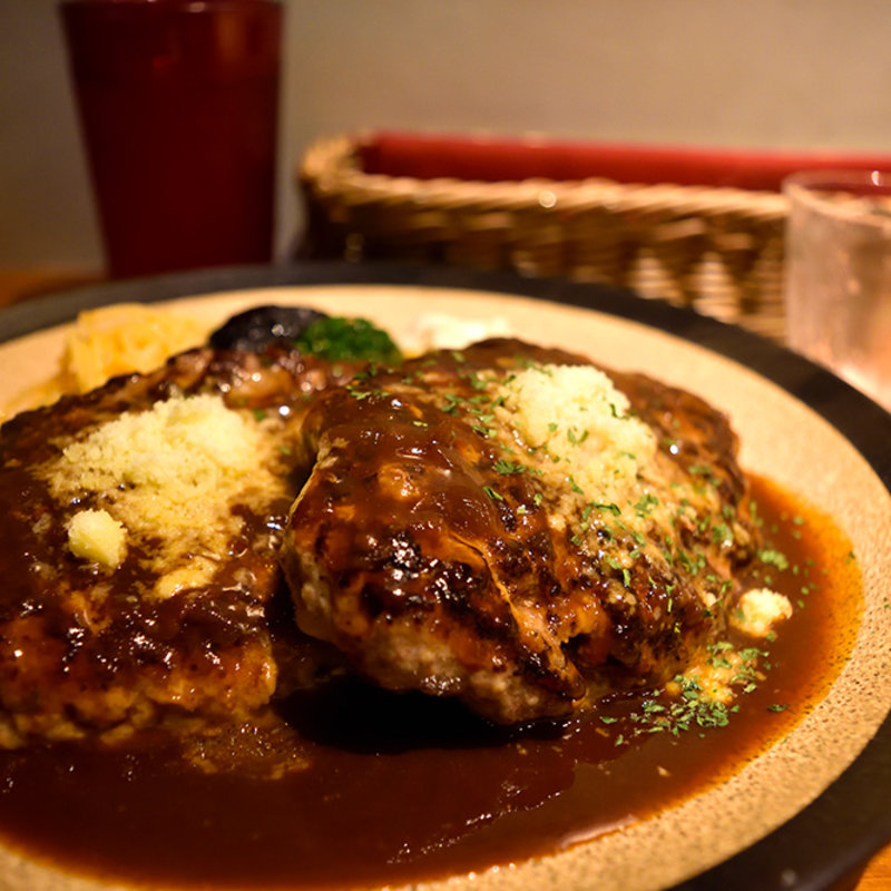 Wハンバーグ(山本のハンバーグ 渋谷食堂)