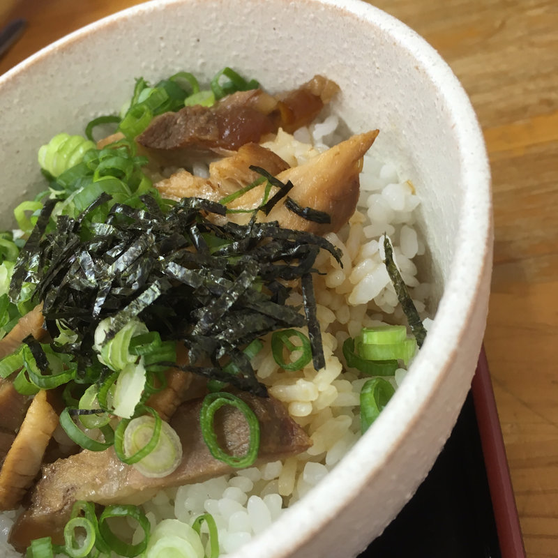 ミニチャーシュー丼(そば作 )