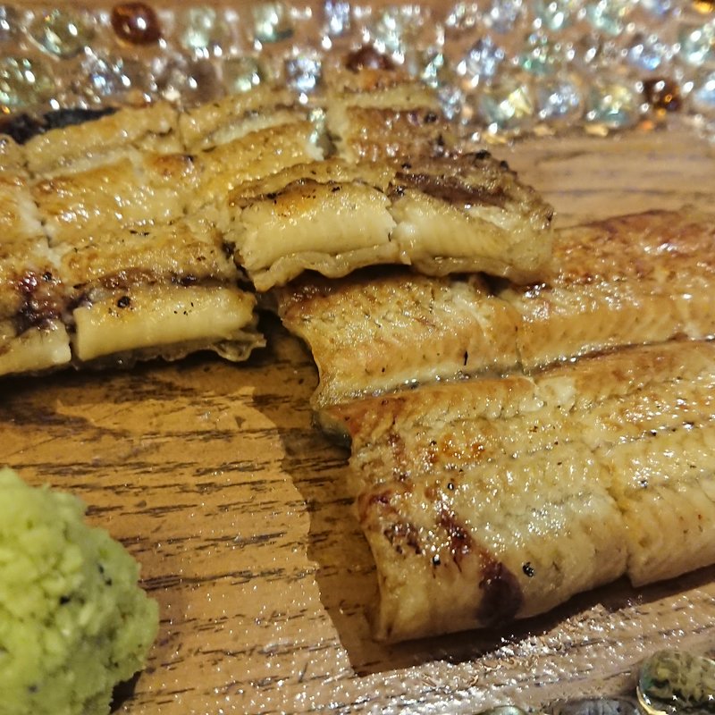 白焼き　1匹(うなぎ おかやま )