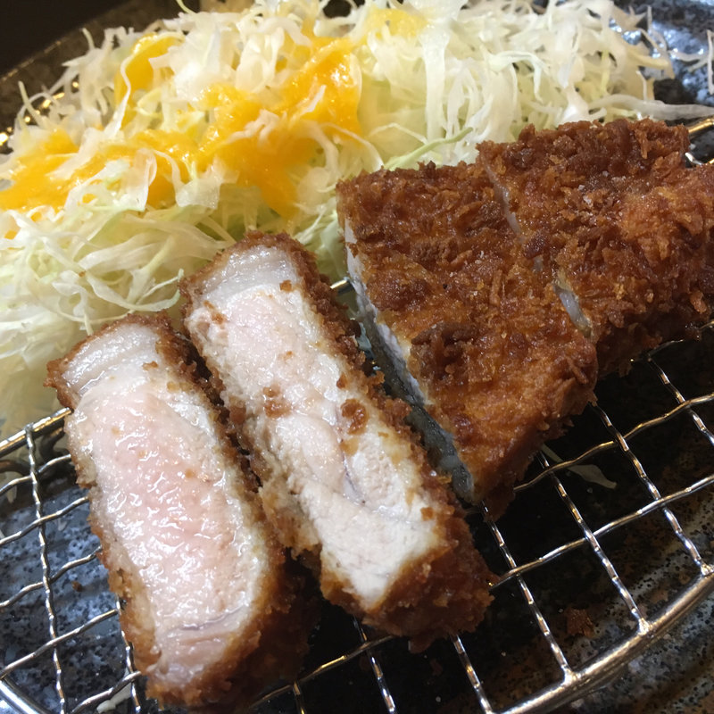 黒豚ロースとんかつ定食(そ・これこれ豚肉屋)