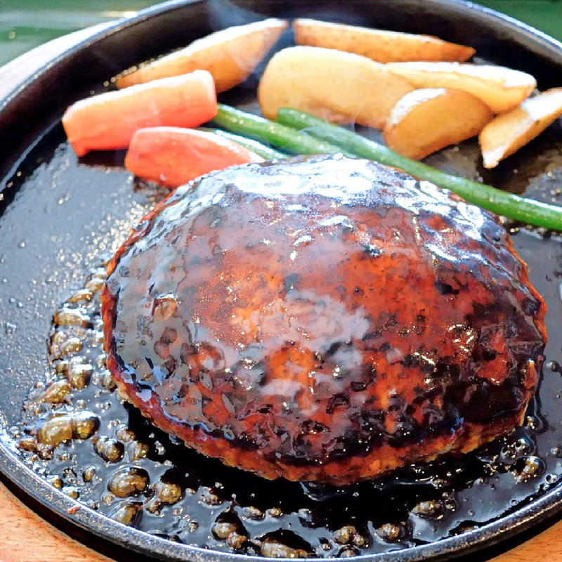 デラックスハンバーグ(カフェレストラン　ガリーン （ＧａＲｅｅｎ）)