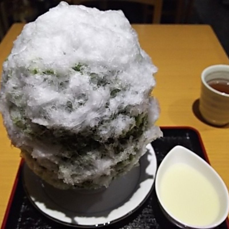 抹茶（追加 ミルク）(しもきた茶苑 大山)