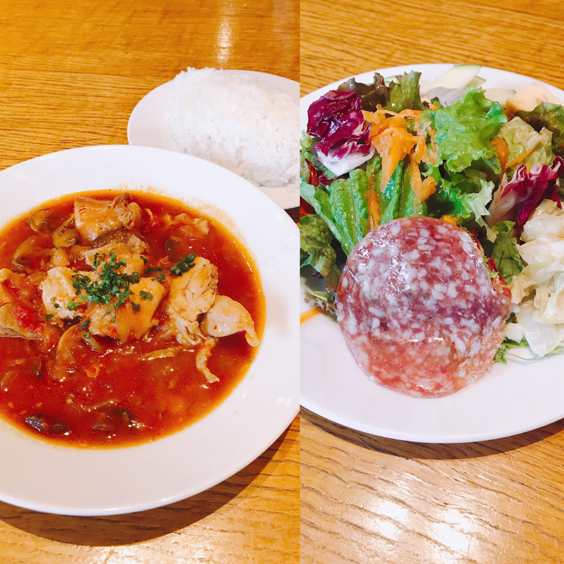 鶏モモ肉とマッシュルームのトマト煮(ビストロ・ル・マン （BISTRO Le MAN）)