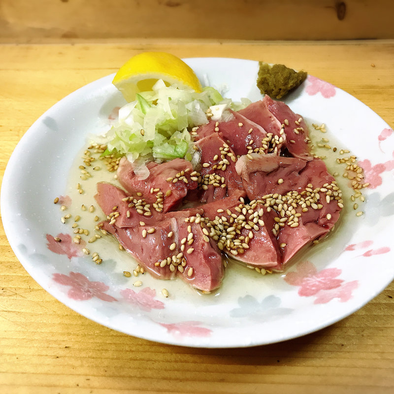 はつ刺(もつ焼 でん 中目黒店)