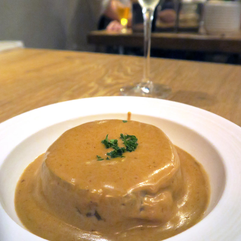 コンソメで柔らかく炊いた大根のポルチーニ茸 クリームソース掛け(赤白 ルクア大阪店 （コウハク）)