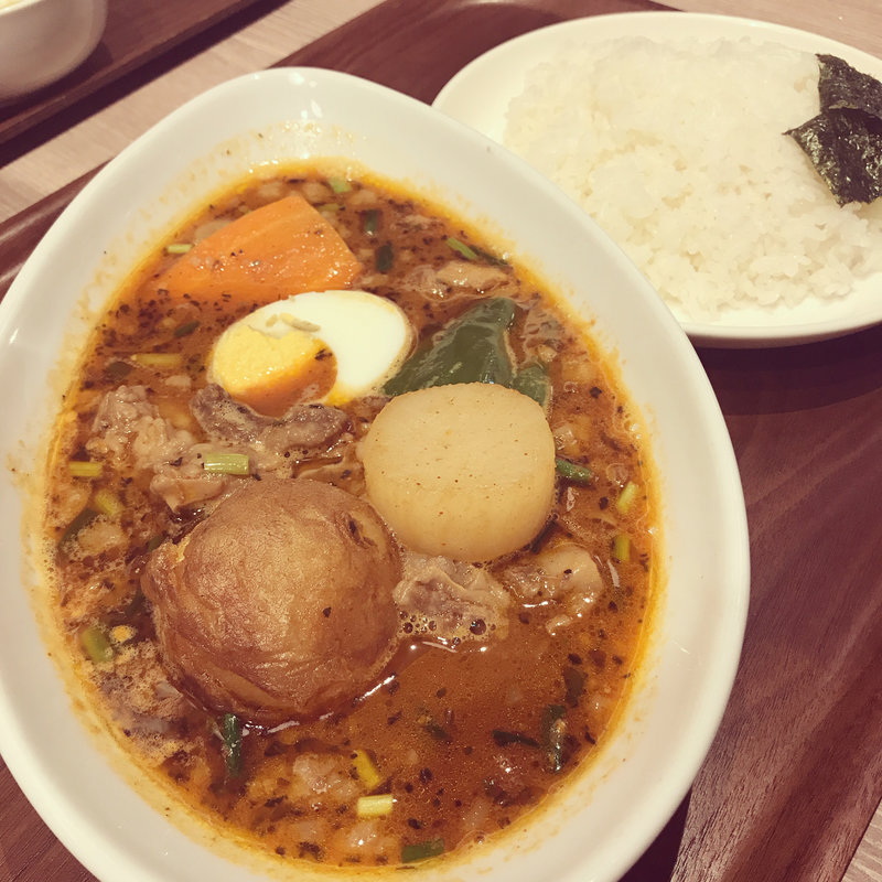 牛すじと大根のスープカレー(カレー食堂 心 ヨドバシAkiba店 )