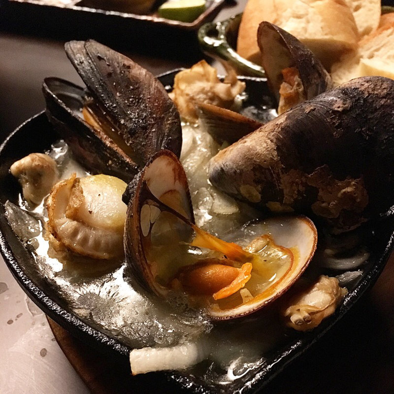 アヒージョ(酒亭道や)