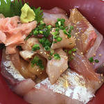 漁師のまかない丼