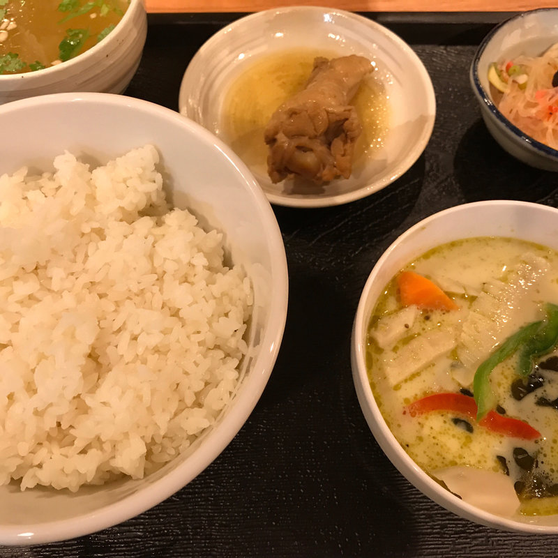 グリーンカレー(ロングラオ百匹の象)