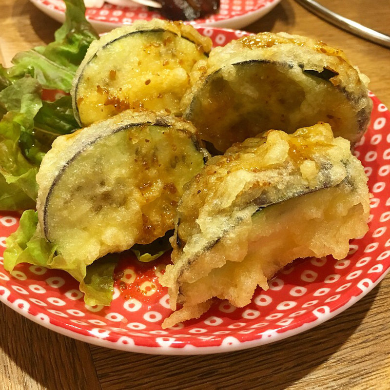 なすぎょうざ(酒と魚とオトコマエ食堂)