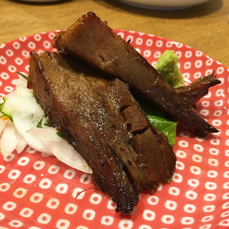 牛タンわさび(酒と魚とオトコマエ食堂)