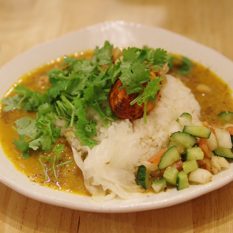 チキンカレー パクチー増量 スパイス玉子(curry phakchi(パクチー))