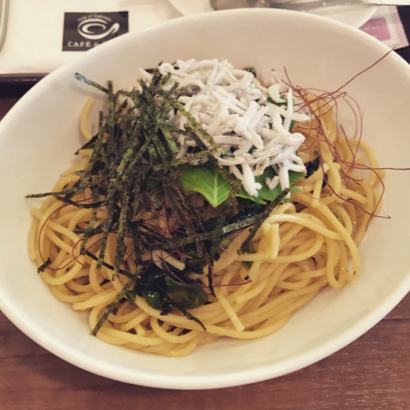 しらすと青しそ高菜の醤油オイル(カフェ・ド・クリエ慈恵医大葛飾医療センター店)