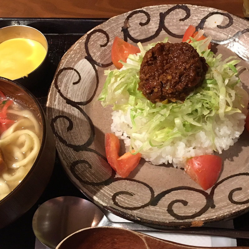 タコライスと沖縄そば定食(海人酒房 )