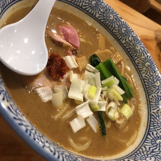 豚骨魚介ラーメン(麺処ぐり虎)