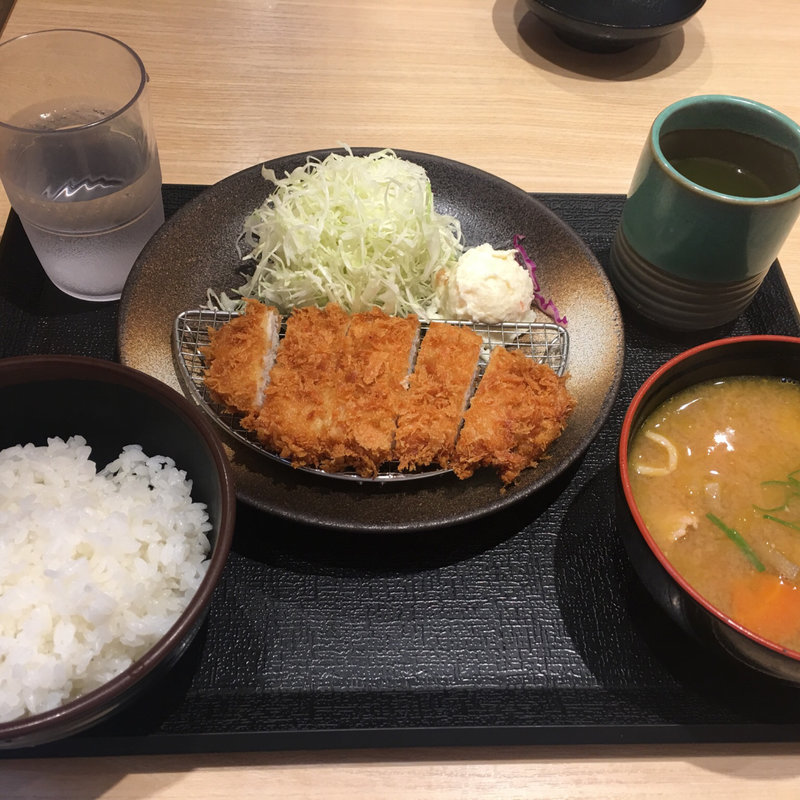 得朝ロースかつ定食豚汁セット(松乃家 東戸塚店)
