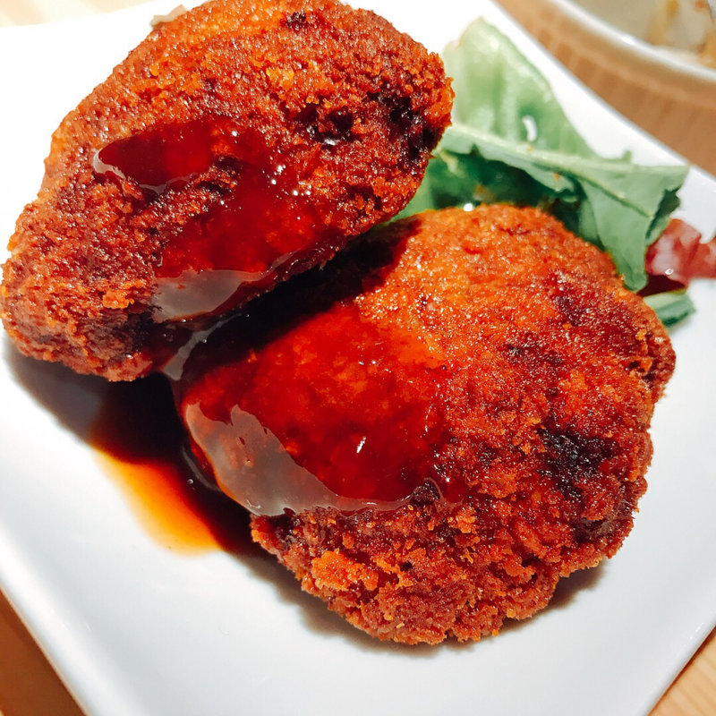 おかんのメンチカツ(（食）ましか 福岡本店)