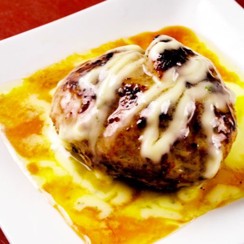 ラムハンバーグ(だるまや 新宿西口店)