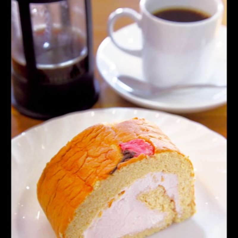 さくらロール（コーヒーセット）(BASKET　CLUB （バスケット クラブ）)