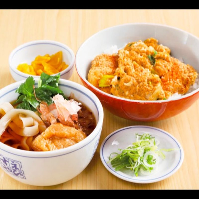 お値打ち定食（ヒレカツ丼＋きしめん）(総本家えびすや本店)
