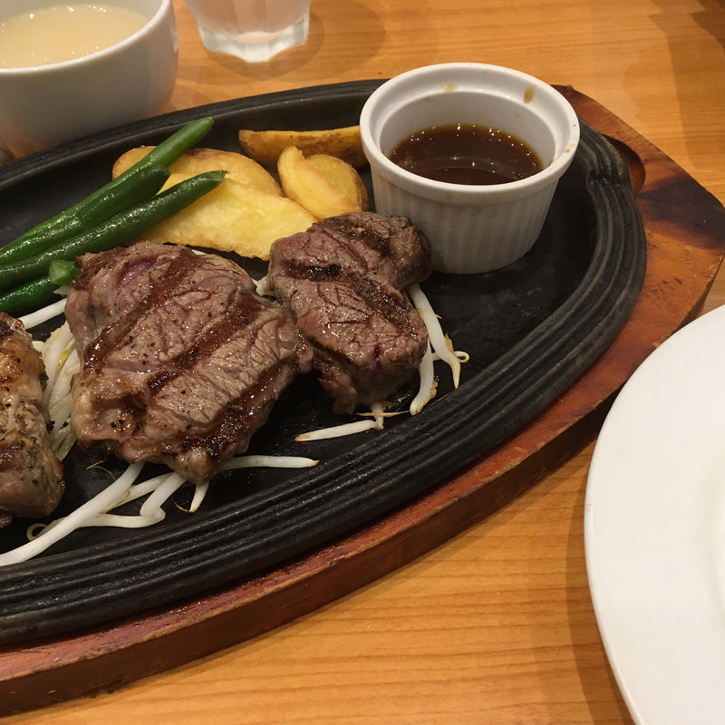 レディースランチ(スープバー、ミニパンケーキ付き)(デンバープレミアム )