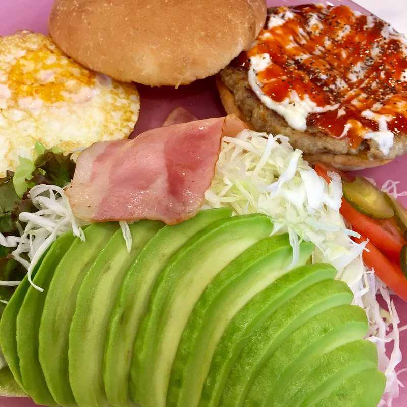 アボカドバーガー(Hamburger SUKEYA)