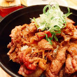 サーロイン牛丼(海物山物)