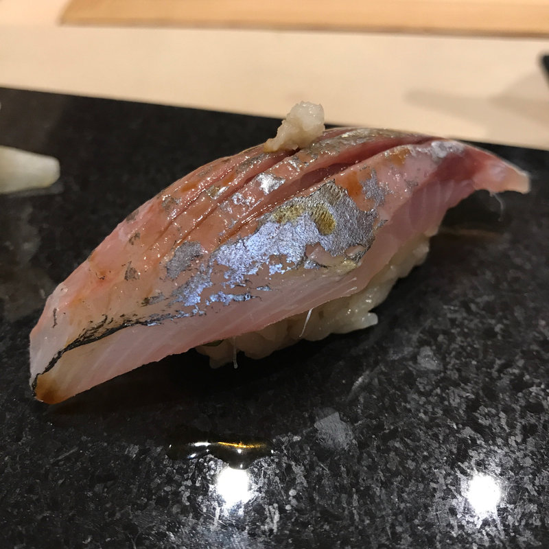 アジ(鮨 心白 （スシ シンパク）)