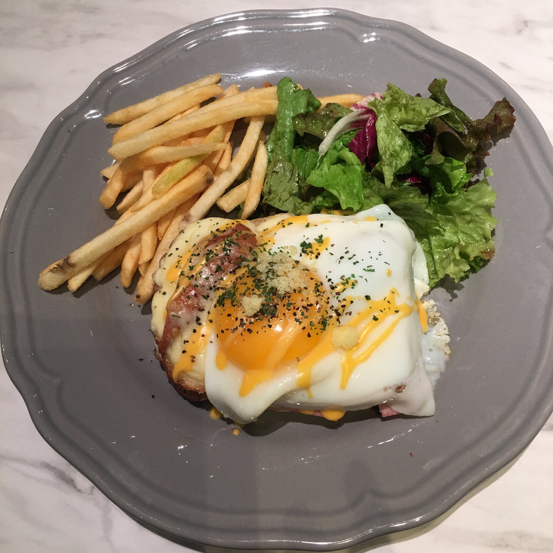 クロックマダム(ソーセージ)(サンフェリーチェ ビストロ&カフェ)