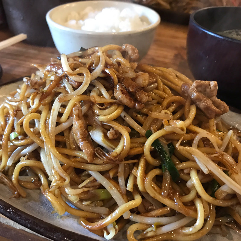 焦がし焼きそば（ごはんセット）(焦がし焼そばとサク唐 まるひ屋)