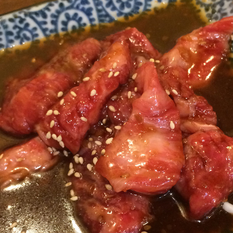 カルビ(焼肉 丸牛 （マルギュウ）)