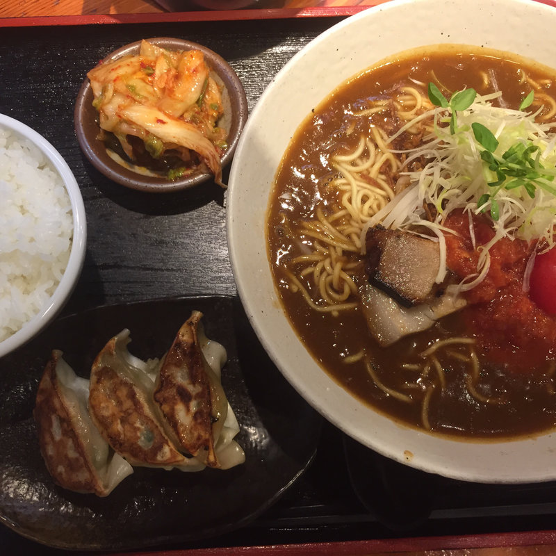 トマトカレーラーメン(ラーメンたろう神大病院前店)