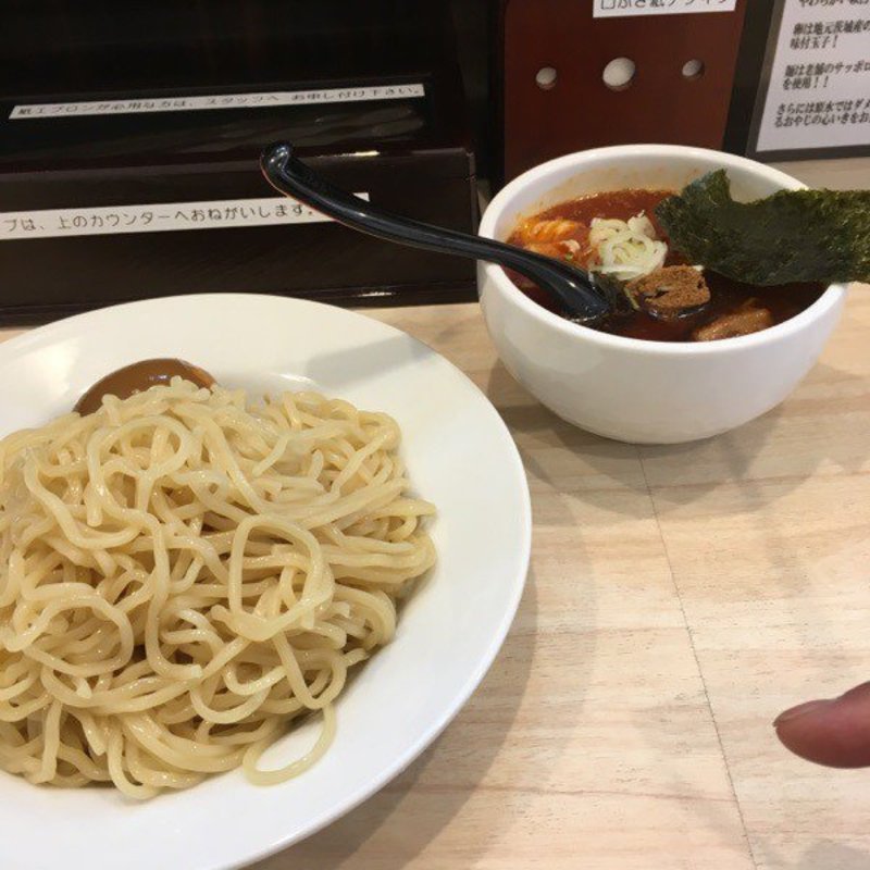 激辛つけ麺大盛り(つけ麺 坊主 間宮)