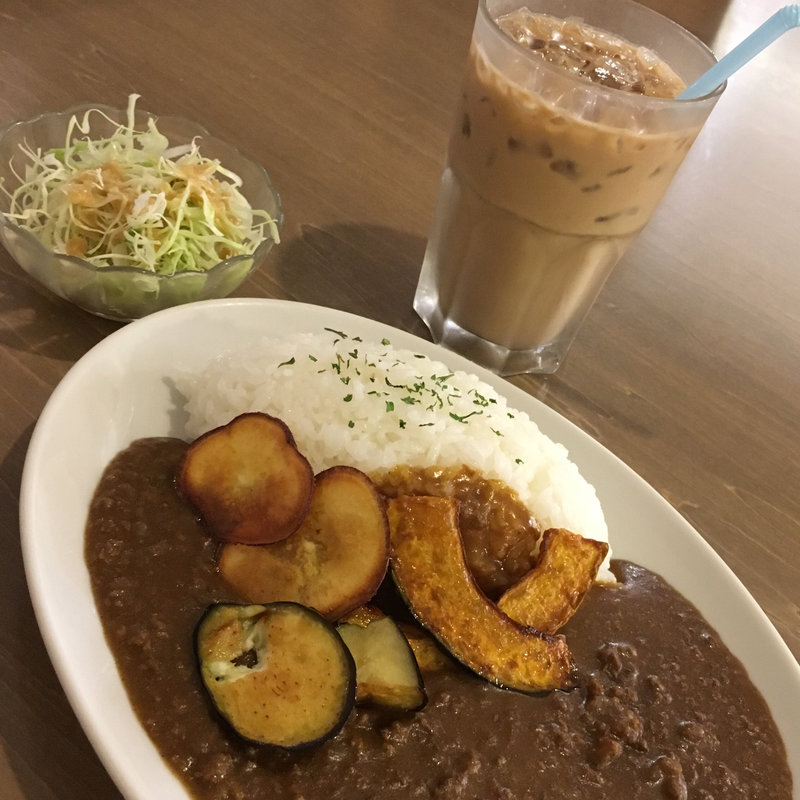 ひき肉野菜カレーセット(ザ・コーヒースタンダード 神戸ハーバーランドumie店 （THE COFFEE STANDARD）)