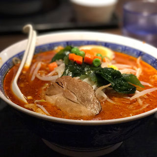 麻辣刀削麺(祥龍房刀削麺荘 )