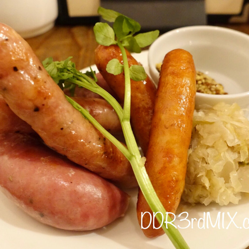 ソーセージ盛り合わせ(Jack37Burger （ジャックサンナナバーガー）)