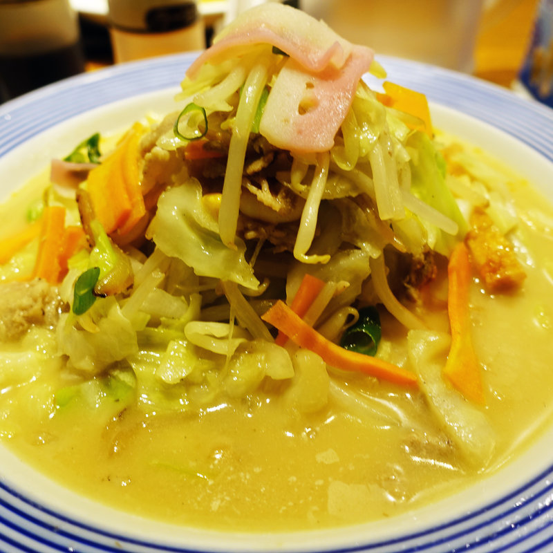 野菜たっぷりちゃんぽん(リンガーハット 近鉄あべのハルカス店)