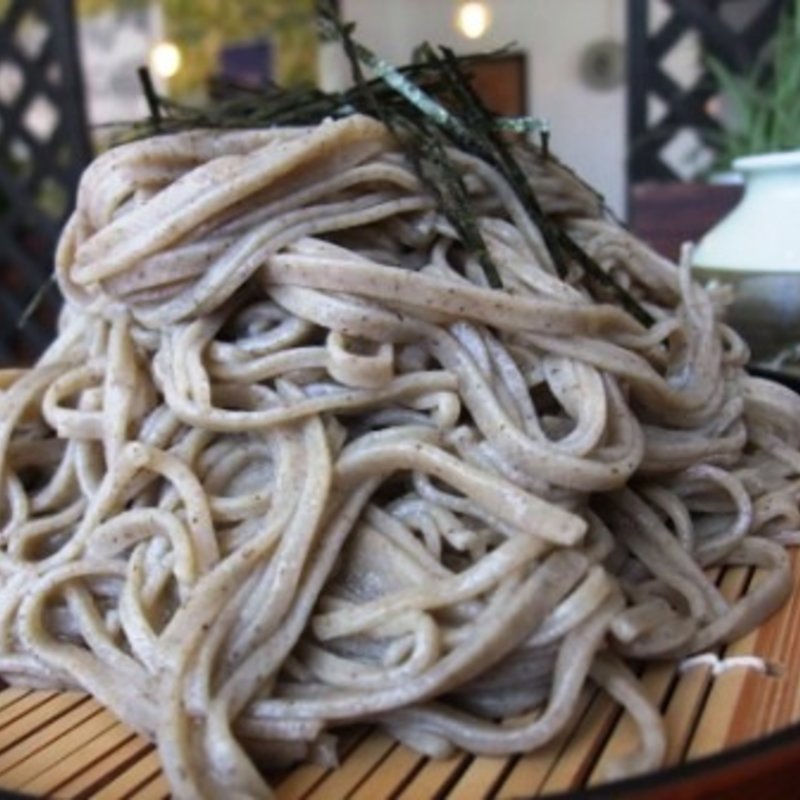 信州霧下そば(大盛り)(湖畔の食堂 花屋)