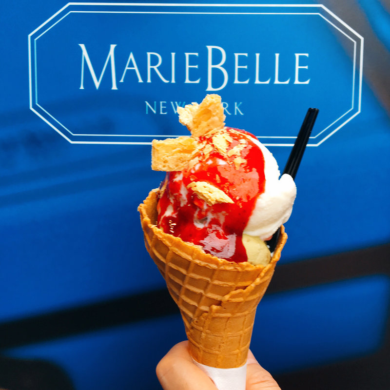 ストロベリーミルフィーユとピスタチオ(マリベル 京都本店 （MarieBelle）)