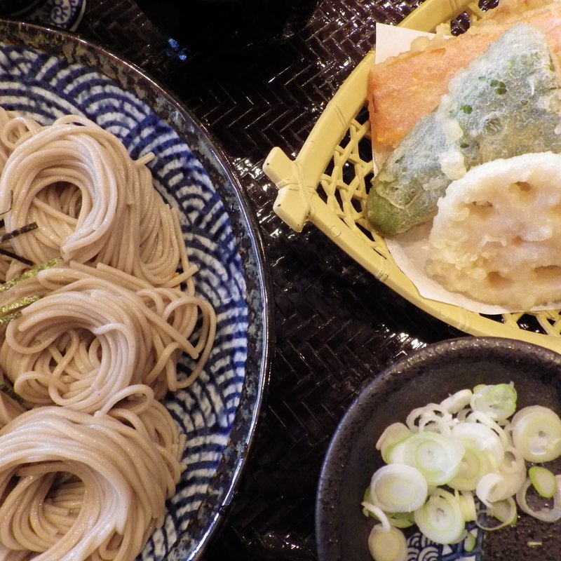 へぎそば大盛り、天ぷらセット(あん庵 )