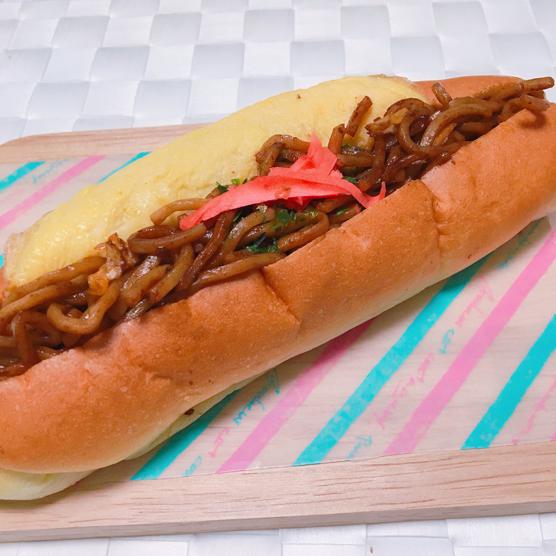 オム焼きそば(ブーランジェヤマダ )