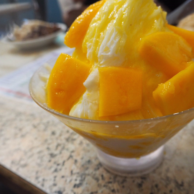 マンゴーかき氷(シンファーティン)