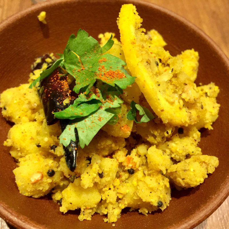 白ゴマとレモンのポテサラ(カッチャル バッチャル )