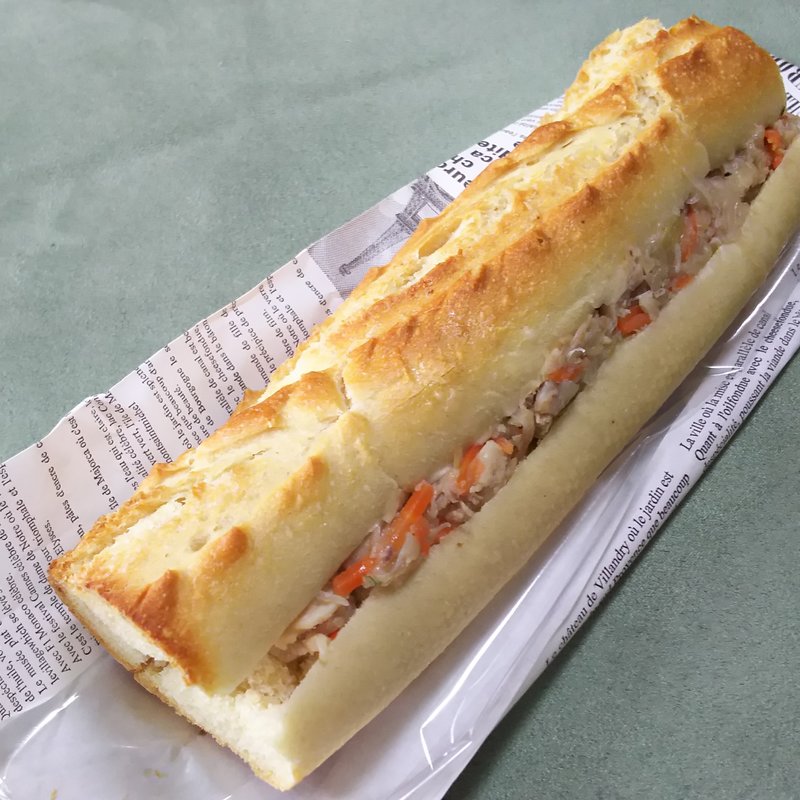 鶏ももコンフィ＆シュークルート(Les encas（レザンキャ）)