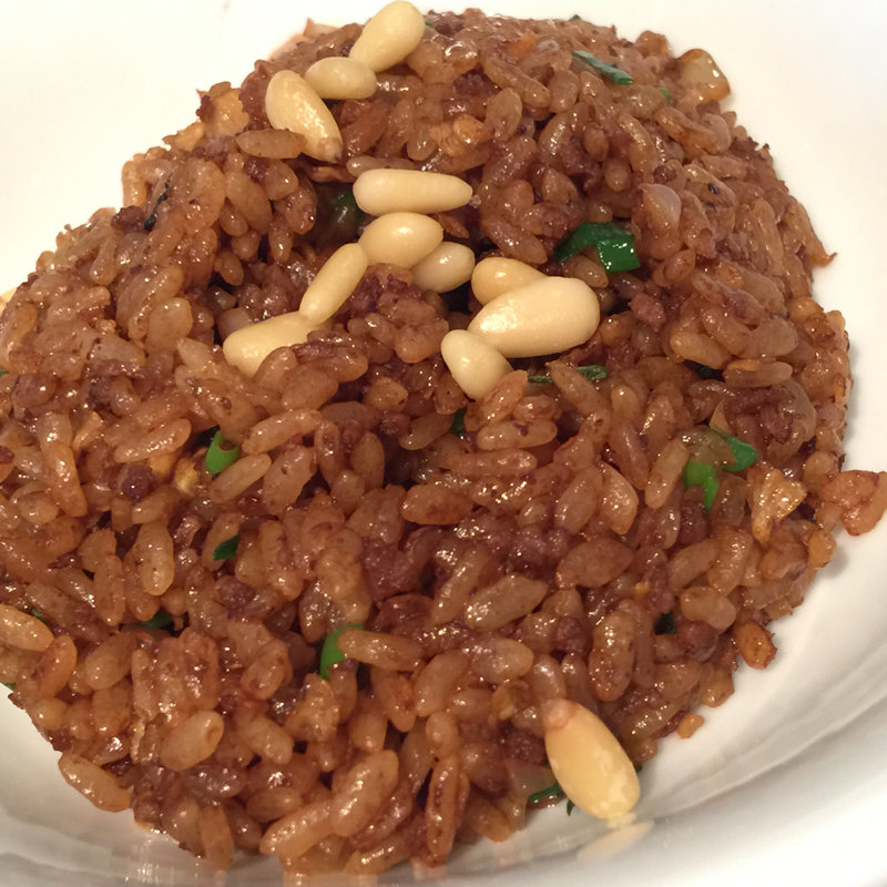 松の実のせ中国醤油の炒飯(中国料理 美麗華 （チュウゴクリョウリ ビレイカ）)