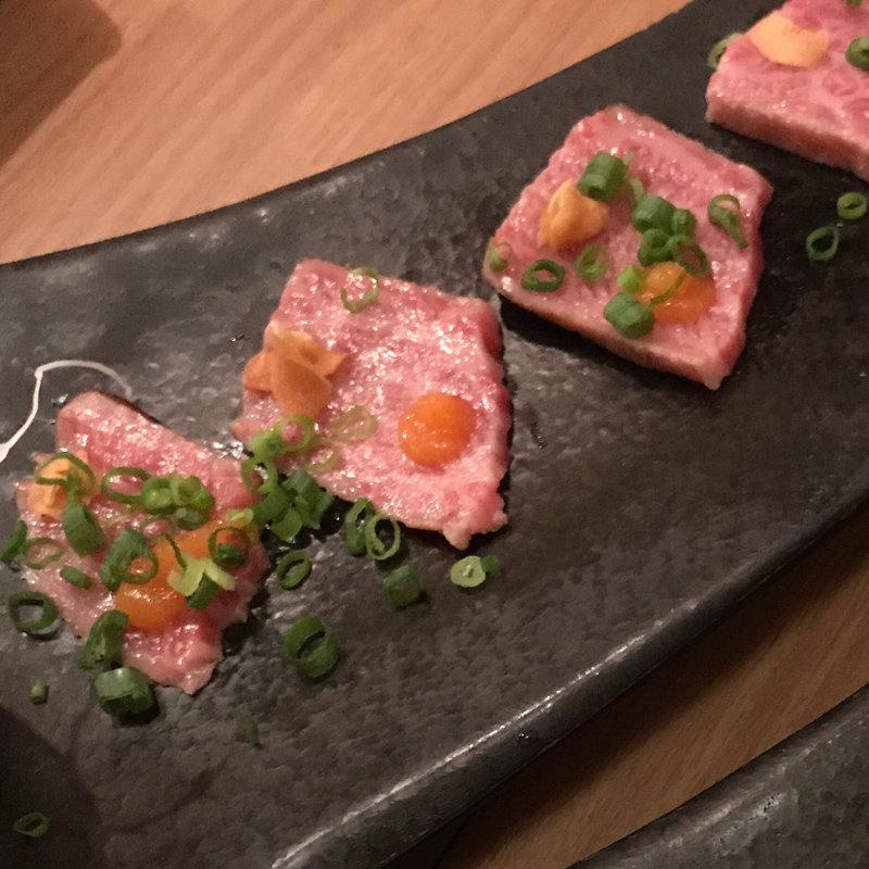 黒毛和牛のたたき(博多もつ処 東屋あずまや)